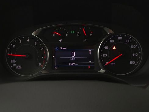 Used 2023 GMC Acadia SLE w/ Driver Convenience Package image 24