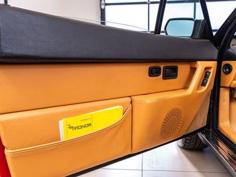 Used 1992 Ferrari Mondial T Cabriolet image 22