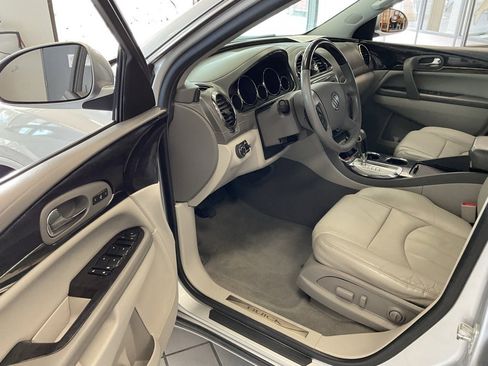 Used 2016 Buick Enclave Leather w/ Trailering Package image 9