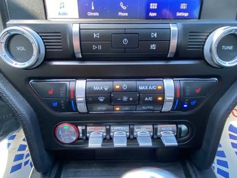 Used 2022 Ford Mustang Premium RWD image 17
