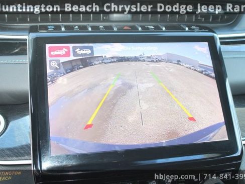 Used 2023 Jeep Grand Cherokee Trailhawk image 34