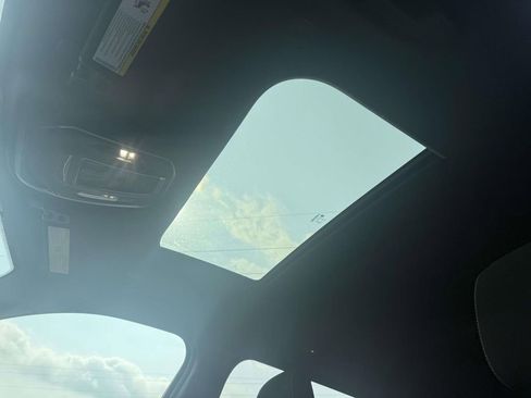 New 2026 Jeep Grand Cherokee L Laredo image 22