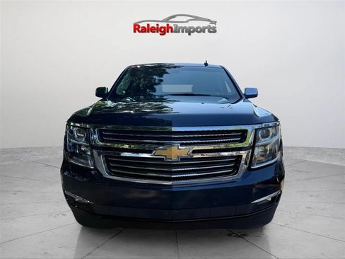 Used 2018 Chevrolet Tahoe Premier AWD/4WD image 3