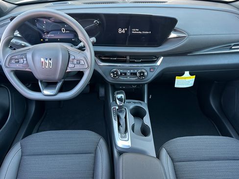 New 2026 Buick Envista Preferred image 12