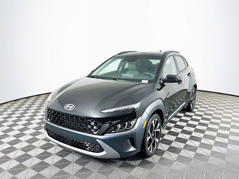 Used 2023 Hyundai Kona Limited w/ Cargo Package AWD/4WD image 4