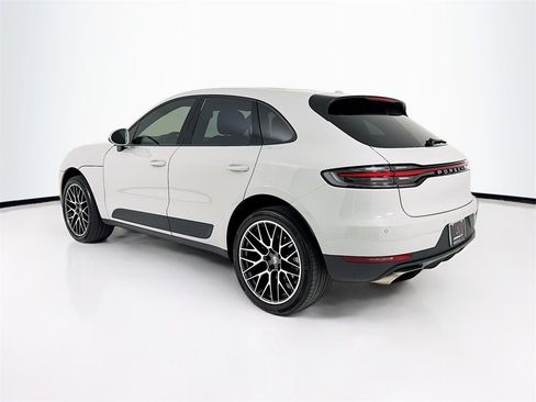Used 2020 Porsche Macan image 3