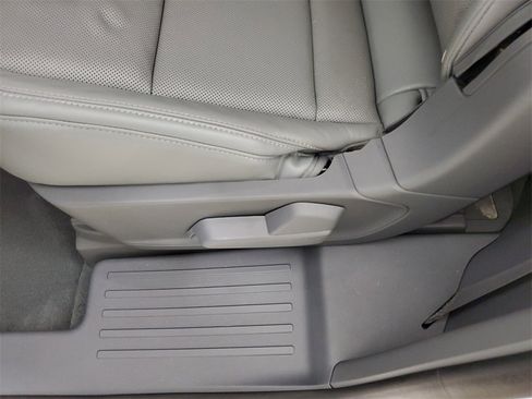 Used 2020 Lincoln Aviator Grand Touring w/ Class IV Trailer Tow Package image 13