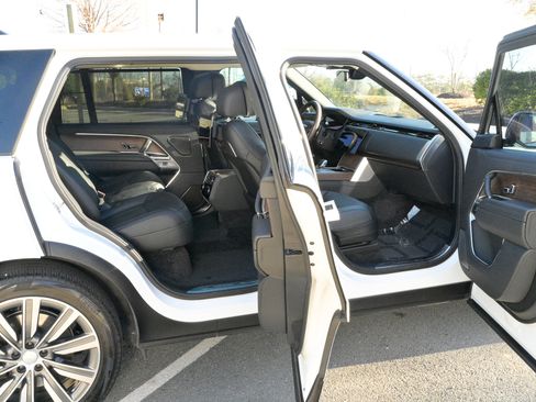 Used 2025 Land Rover Range Rover Long Wheelbase Autobiography image 50