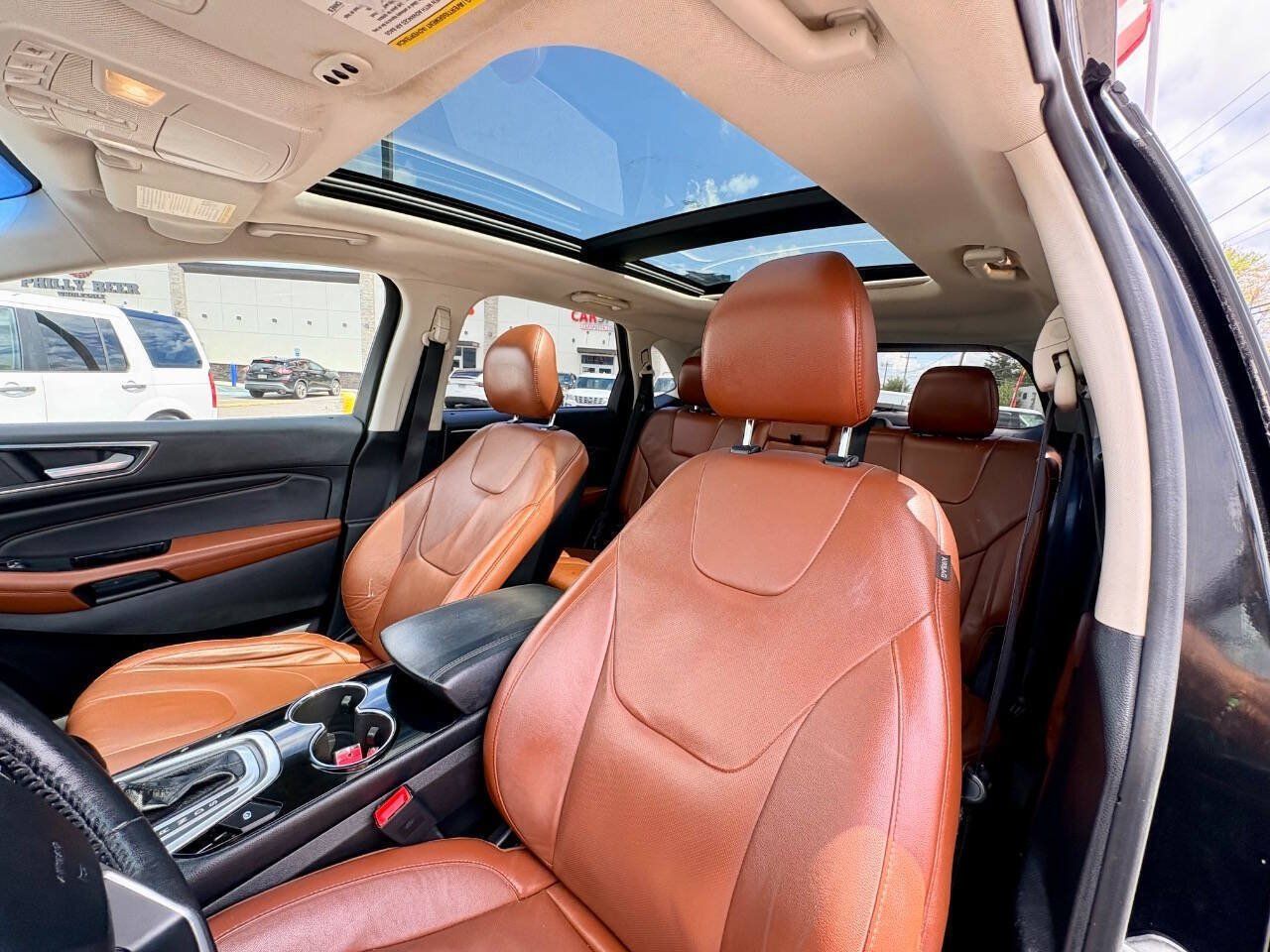 Used 2015 Ford Edge Titanium w/ Equipment Group 302A AWD/4WD image 11