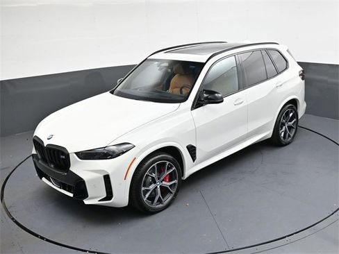 New 2026 BMW X5 M60i w/ Climate Comfort Package image 24