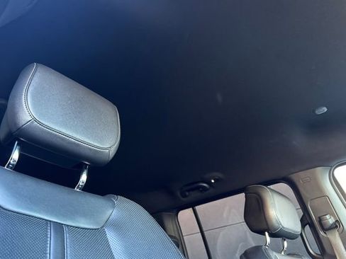 Certified 2024 Jeep Wagoneer L 4WD image 20