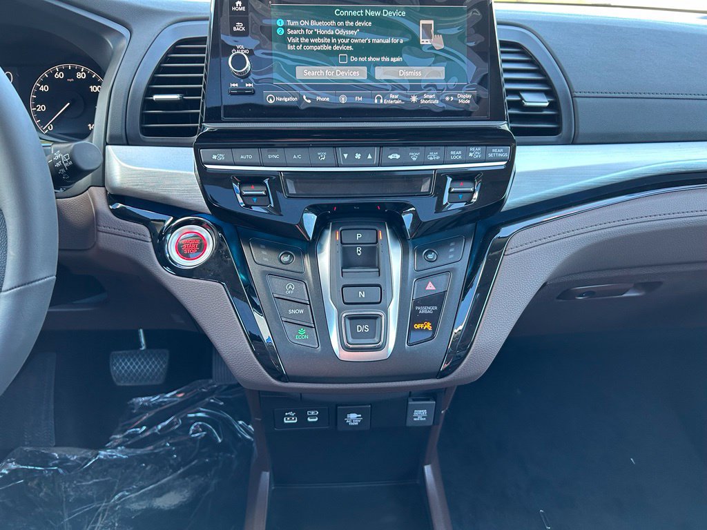 New 2026 Honda Odyssey Touring image 19