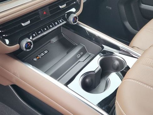 New 2026 Chevrolet Tahoe High Country image 14