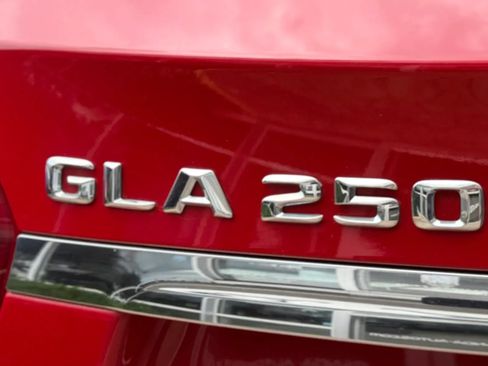 Used 2016 Mercedes-Benz GLA 250 4MATIC image 47