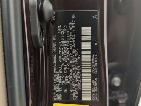 Used 2013 Toyota Highlander Limited image 45