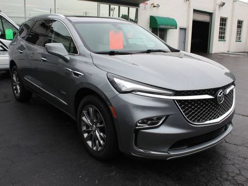 Used 2024 Buick Enclave Avenir w/ Avenir Technology Package AWD/4WD image 13