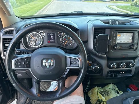 Used 2019 RAM 1500 Tradesman AWD/4WD image 7