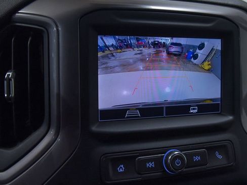 Used 2023 Chevrolet Silverado 1500 Custom AWD/4WD image 19