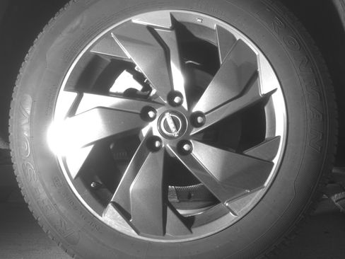 Used 2025 Nissan Rogue SV image 15