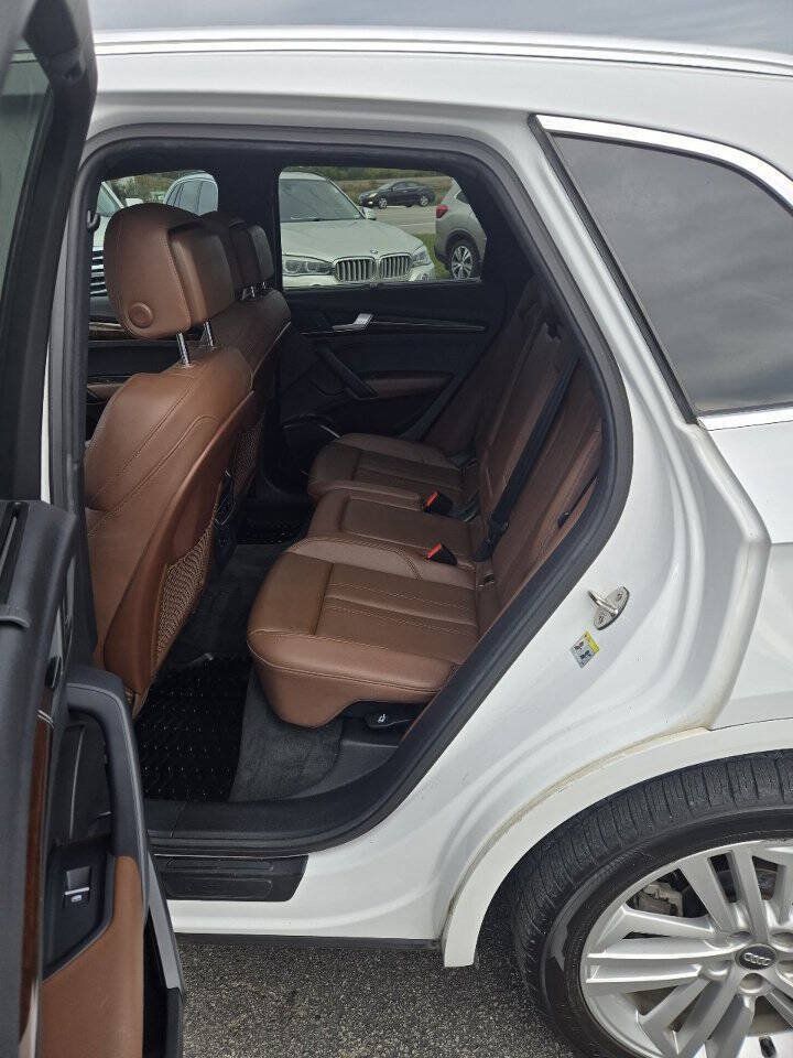 Used 2018 Audi Q5 2.0T Premium Plus w/ Premium Plus Package AWD/4WD image 15