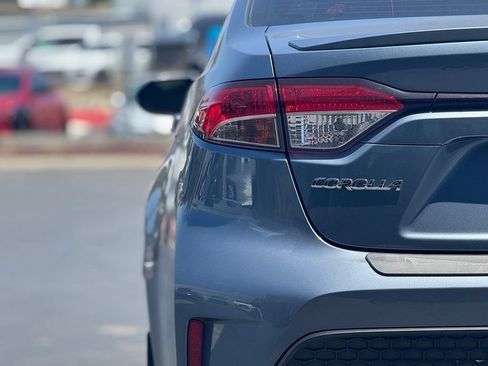 Certified 2022 Toyota Corolla SE FWD image 14