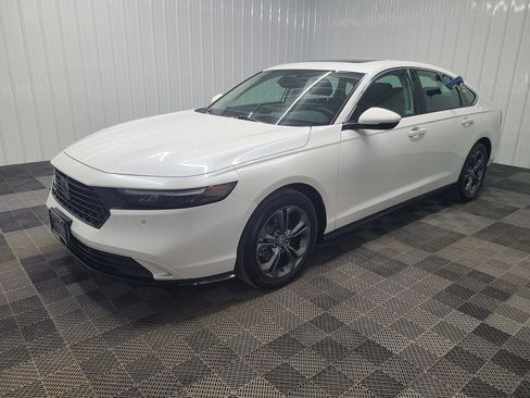 Used 2026 Honda Accord EX-L image 8