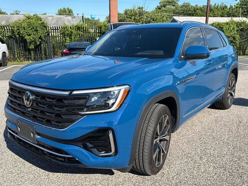 Used 2025 Volkswagen Atlas Cross Sport SEL Premium R-Line AWD/4WD image 2