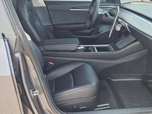 Used 2022 Tesla Model 3 RWD image 19