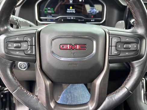 Used 2022 GMC Sierra 1500 AT4 AWD/4WD image 16