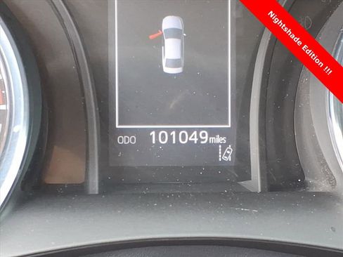 Used 2020 Toyota Camry SE image 27