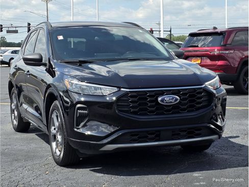 Used 2023 Ford Escape ST-Line w/ Tech Pack #1 AWD/4WD image 6