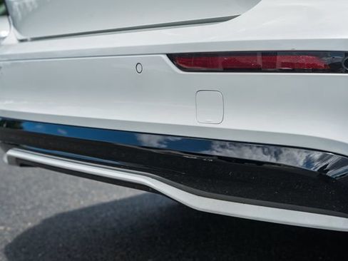Certified 2024 Volvo S60 B5 Plus AWD/4WD image 8