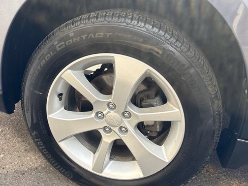 Used 2013 Subaru Outback 2.5i Premium AWD/4WD image 22