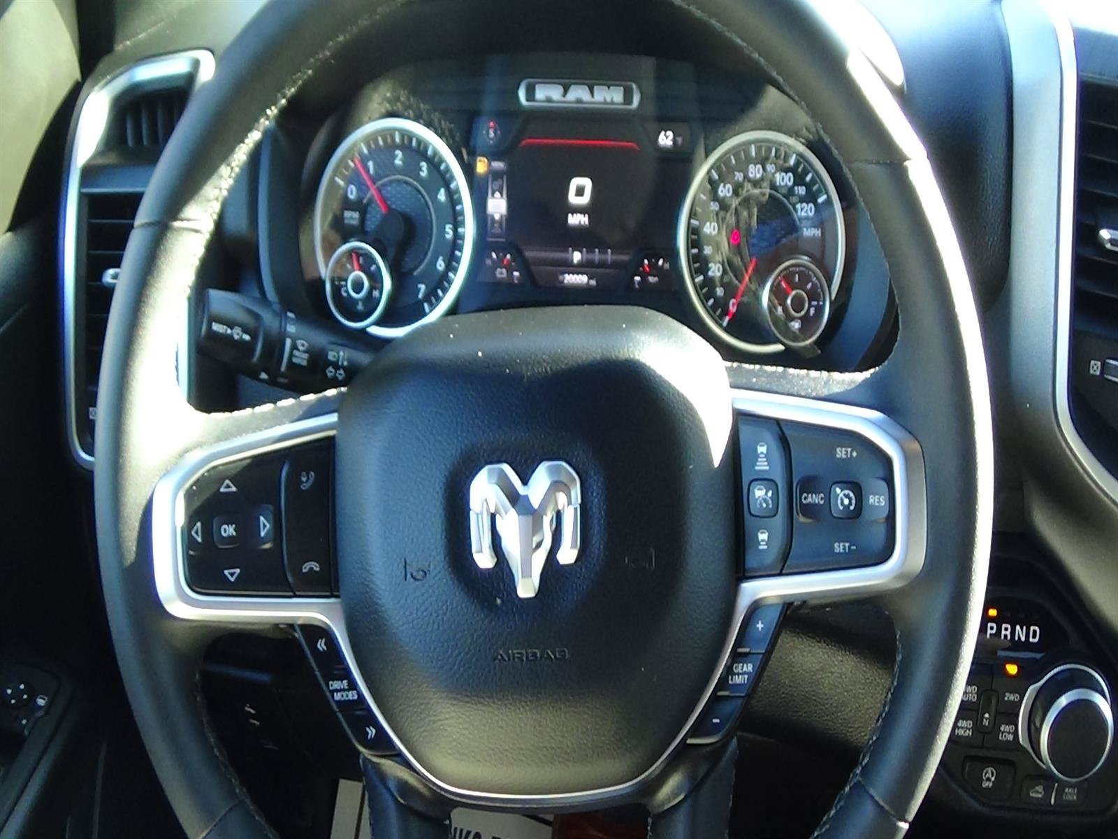 Used 2025 RAM 1500 Big Horn AWD/4WD image 23