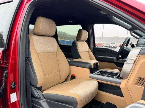 New 2026 Ford F250 XLT w/ XLT Premium Package image 22