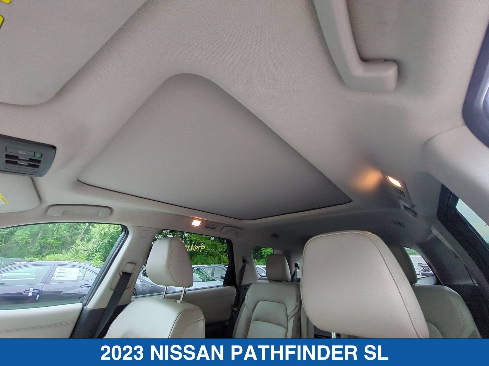 Used 2023 Nissan Pathfinder SL w/ SL Premium Package AWD/4WD image 29