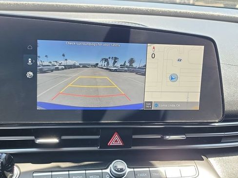 Used 2023 Hyundai Elantra SEL w/ Convenience Package FWD image 12