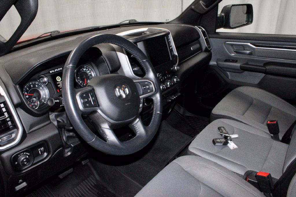 Used 2023 RAM 1500 Big Horn AWD/4WD image 25
