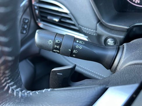 Used 2020 Subaru Outback Limited w/ Popular Package #2 AWD/4WD image 24
