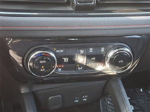 Used 2025 Chevrolet TrailBlazer RS w/ Convenience Package image 26