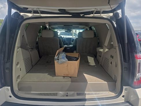 Used 2015 GMC Yukon Denali w/ Touring Package image 31