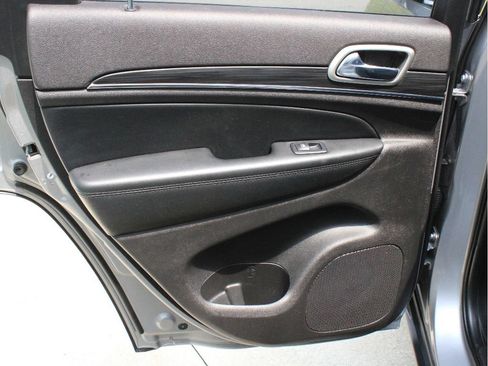 Certified 2021 Jeep Grand Cherokee Limited AWD/4WD image 30