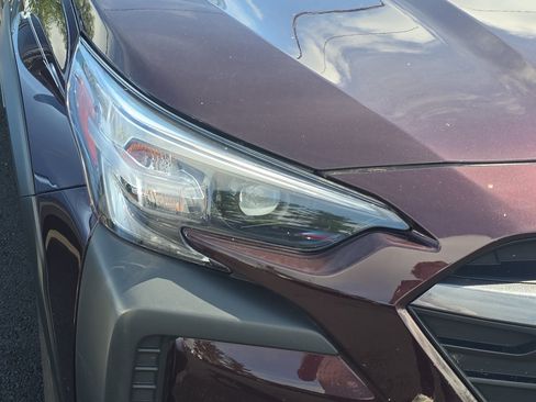Used 2023 Subaru Outback Limited AWD/4WD image 9