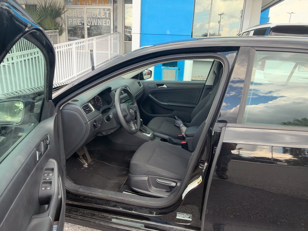 Used 2014 Volkswagen Jetta S FWD image 6