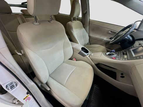 Used 2015 Toyota Prius Three FWD image 32
