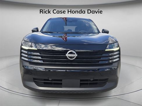 Used 2025 Nissan Kicks S image 5