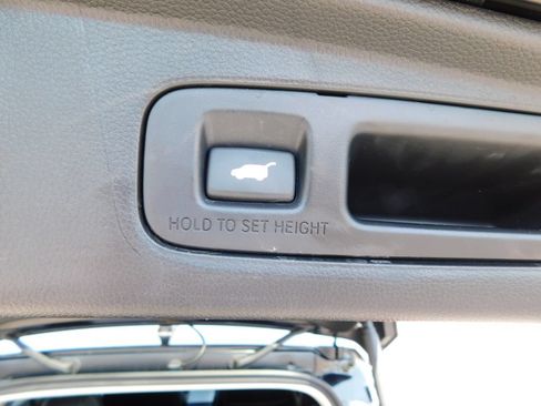 Used 2025 Honda CR-V EX-L image 24