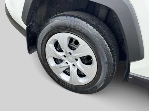 Used 2020 Toyota RAV4 LE w/ All Weather Liner Package AWD/4WD image 8