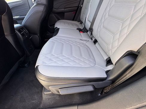 Used 2024 Ford Escape Base w/ PHEV Premium Package image 30