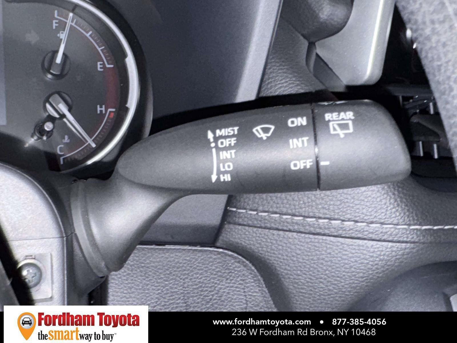 Certified 2025 Toyota RAV4 LE AWD/4WD image 22